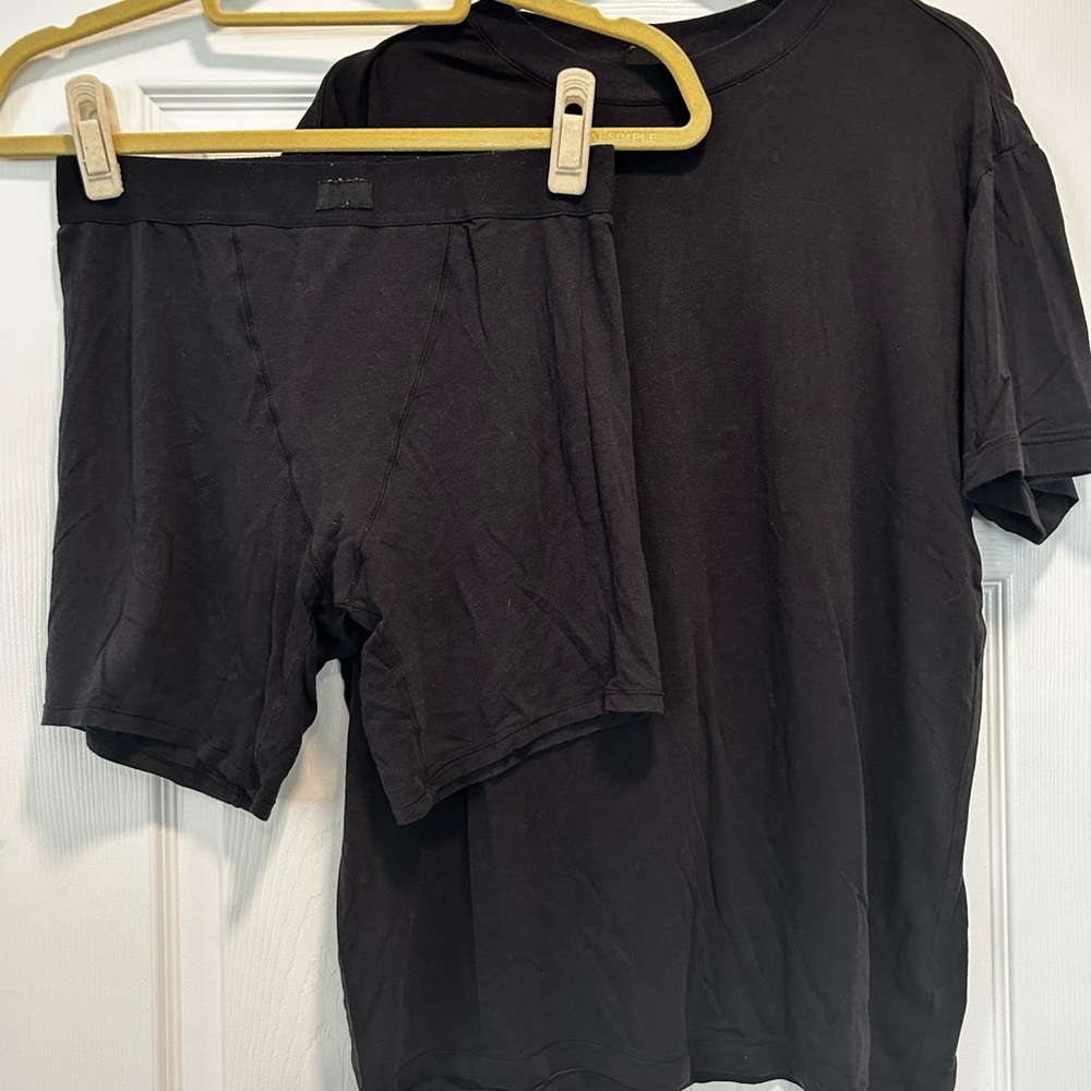 Skims Boyfriend T-shirt and Boxer Set